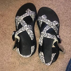 Chaco’s Classic Z6 white and black